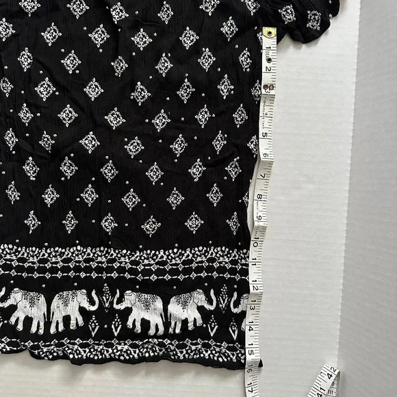 INC International Concepts black and white elephant blouse - Picture 5 of 6
